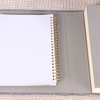 A pasta de extensão do acorde de papelaria da Escola Escola é feita de material de papel notebook para uso diário de escritório