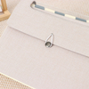 Organizador de arquivos em expansão de 17 bolsos Bungee Fechamento do logotipo personalizado Tampa de linho de papelão dura A4 Paper Organizer School Bag Paster